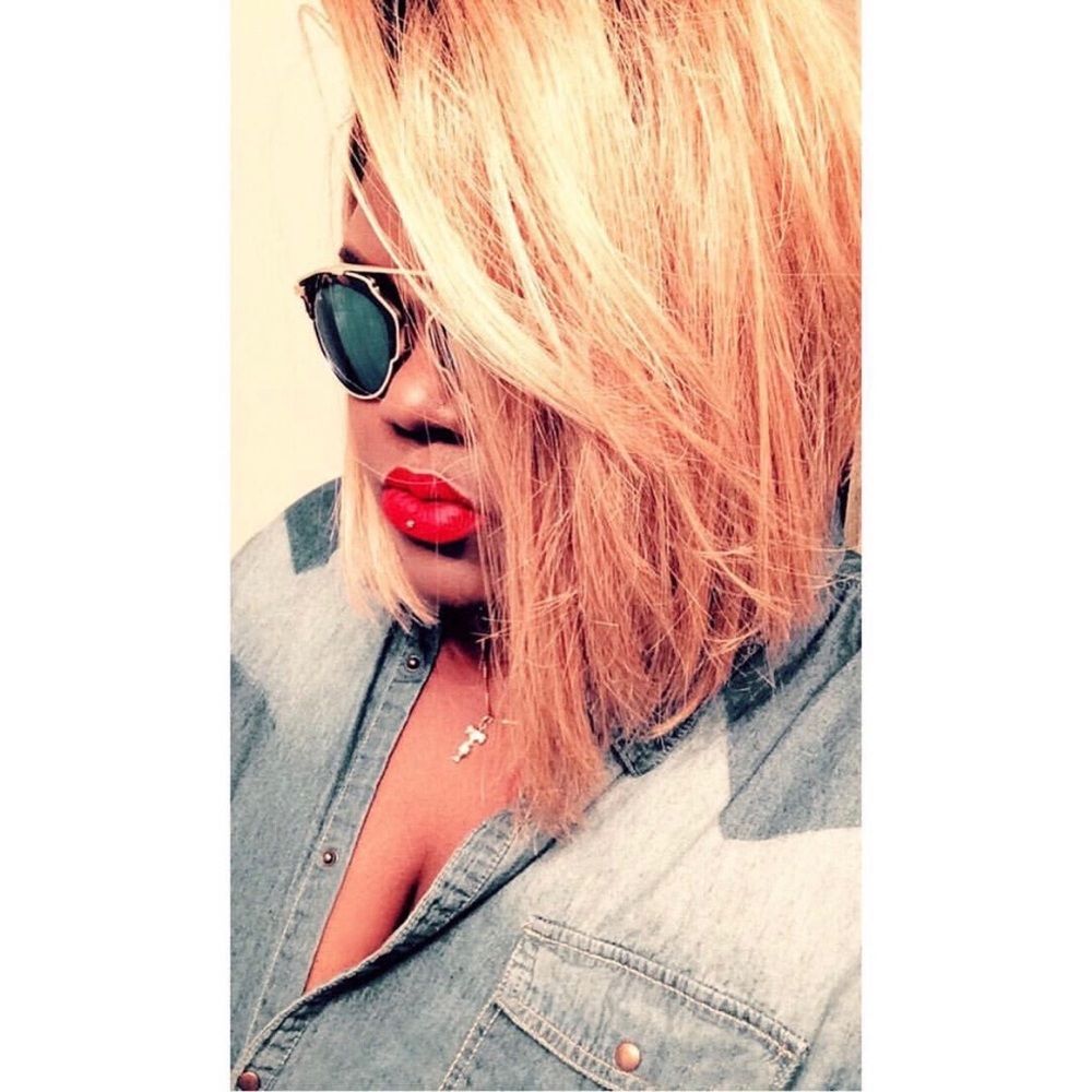 Meet your Posher, Annette